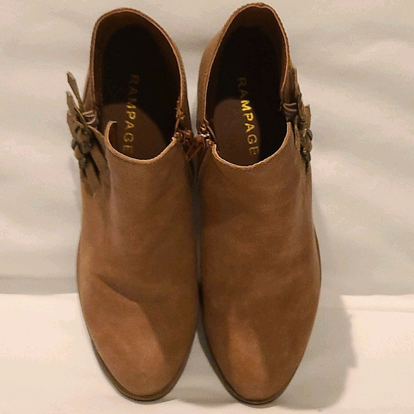 Like New -- Booties - Picture 5 of 6